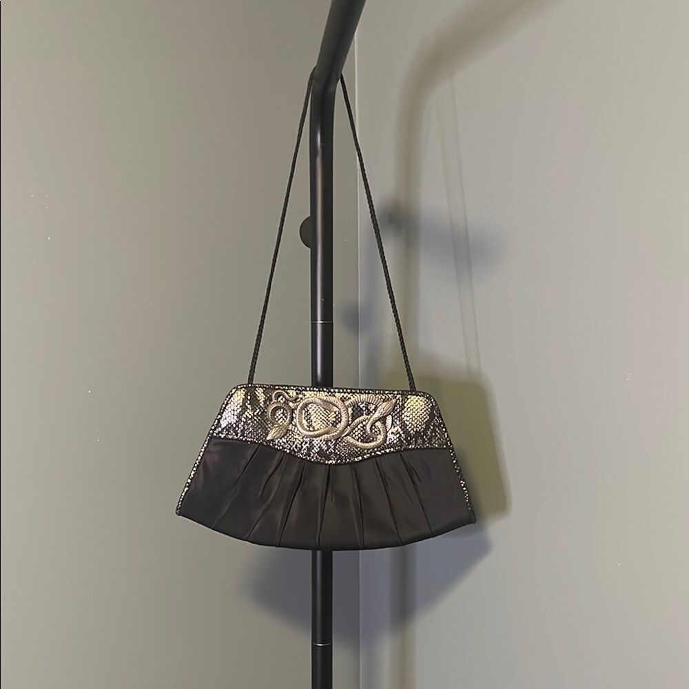 Inge Christopher BETTE D Curved Clutch